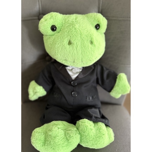 Build A Bear 15" Green Frog In Tuxedo that Ribbits‎ - Picture 1 of 3